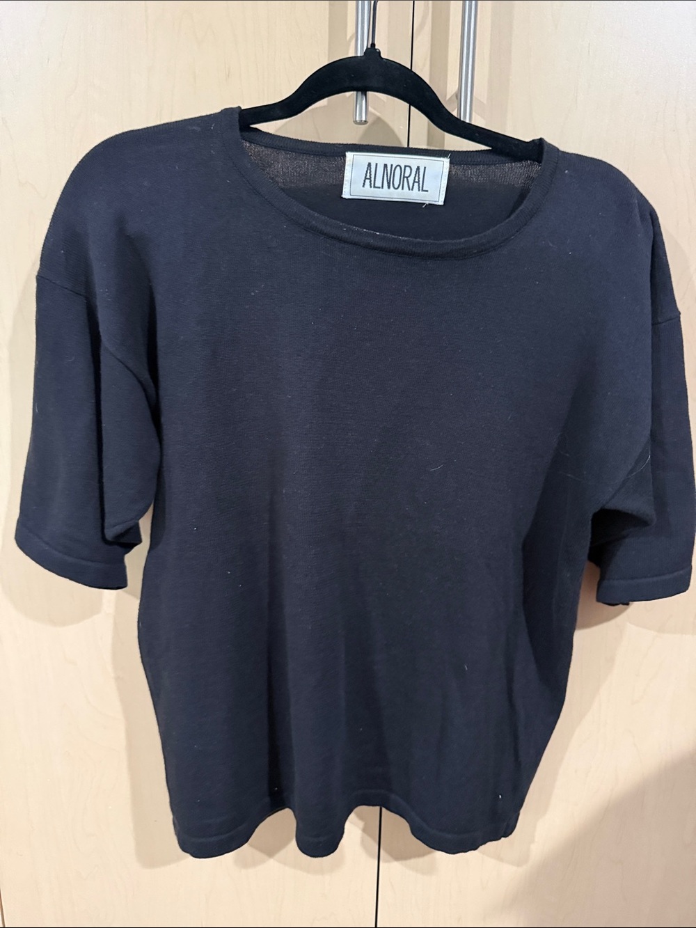 Alnoral Black Short-Sleeve Crewneck Tee